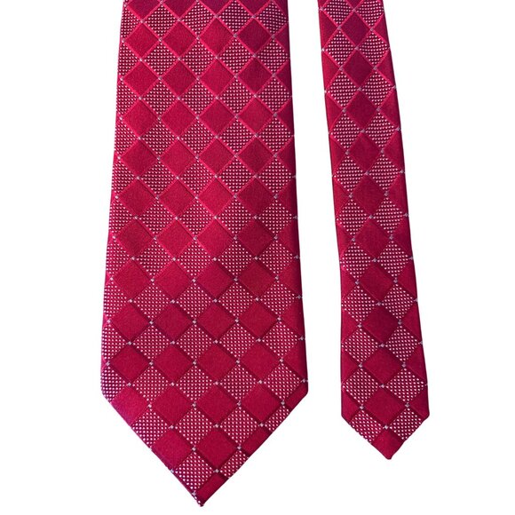 Donald Trump Signature Collection 100% Silk Red Tie Formal Geo Pattern China - Picture 2 of 7